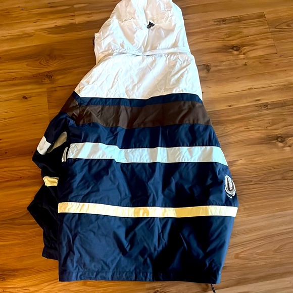 Men’s large quicksilver snowboarding jacket. I’m good used condition. - Picture 4 of 4